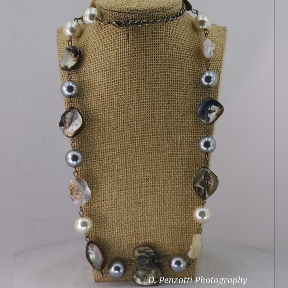 ESMOR Vintage Pearl and Shell Necklace